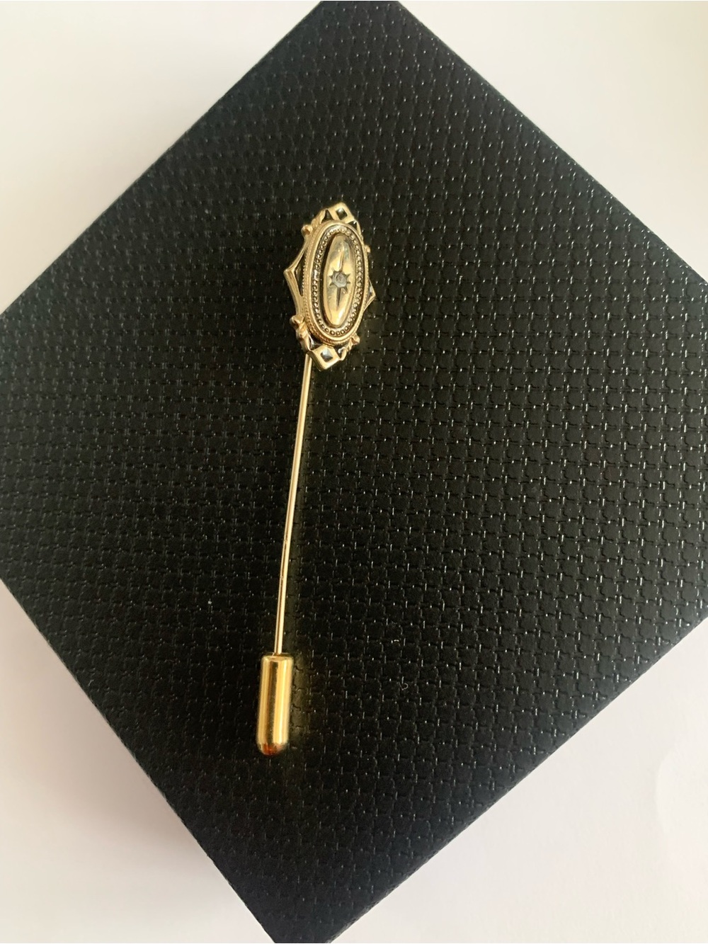Vintage Avon Kensington Stick Pin